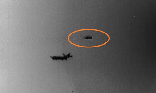  Pentagon’un UFO’lara ait gizli videolarını paylaştı